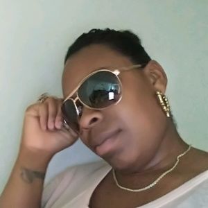 Meet your Posher, Shuika